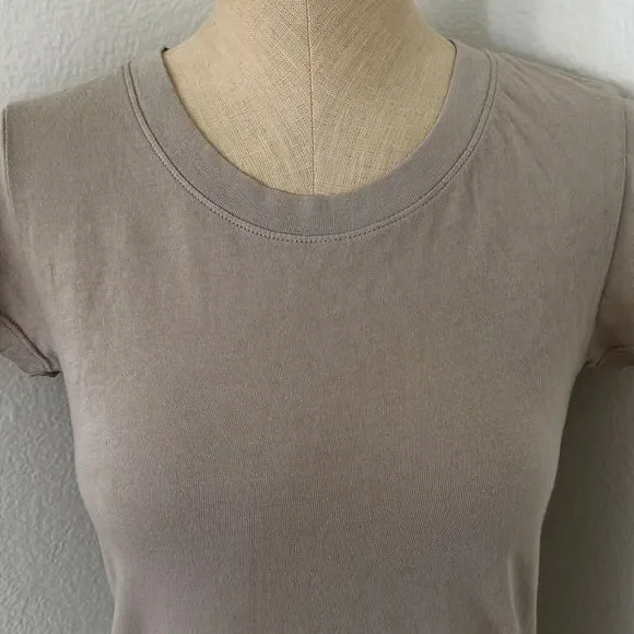 L’Agence Cory Scoop Neck Tee Biscuit Size S - Picture 3 of 7